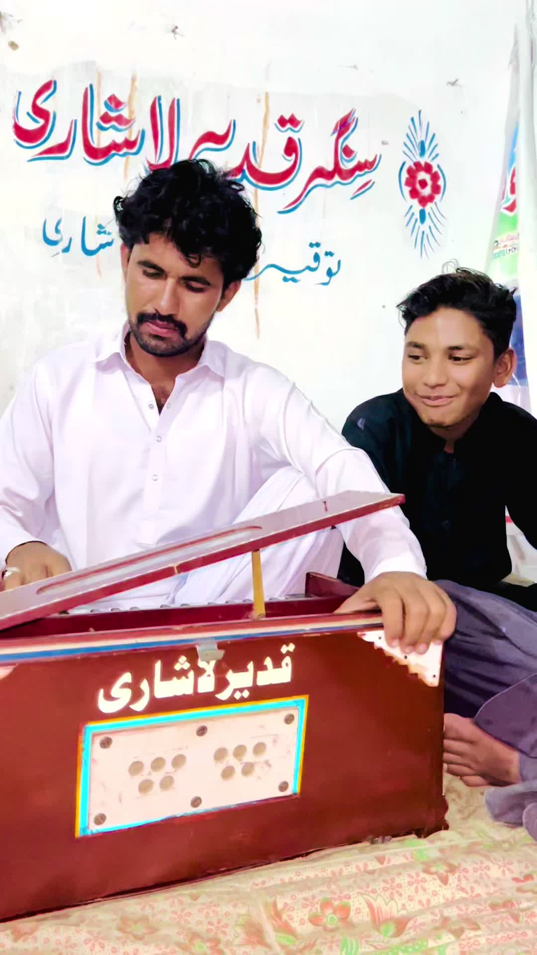 @𝐒𝐢𝐧𝐠𝐞𝐫𝑄𝑎𝑑𝑖𝑟𝐋ashari