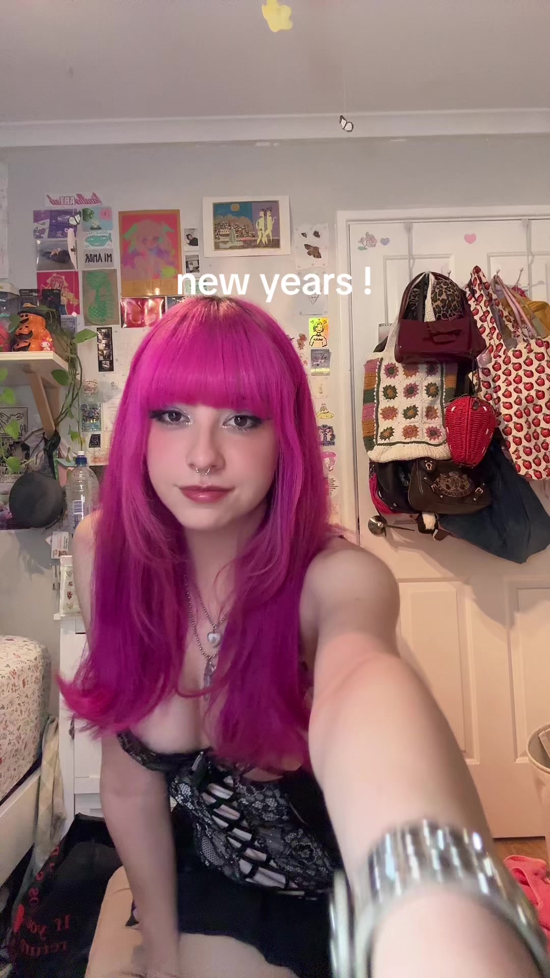 @<3