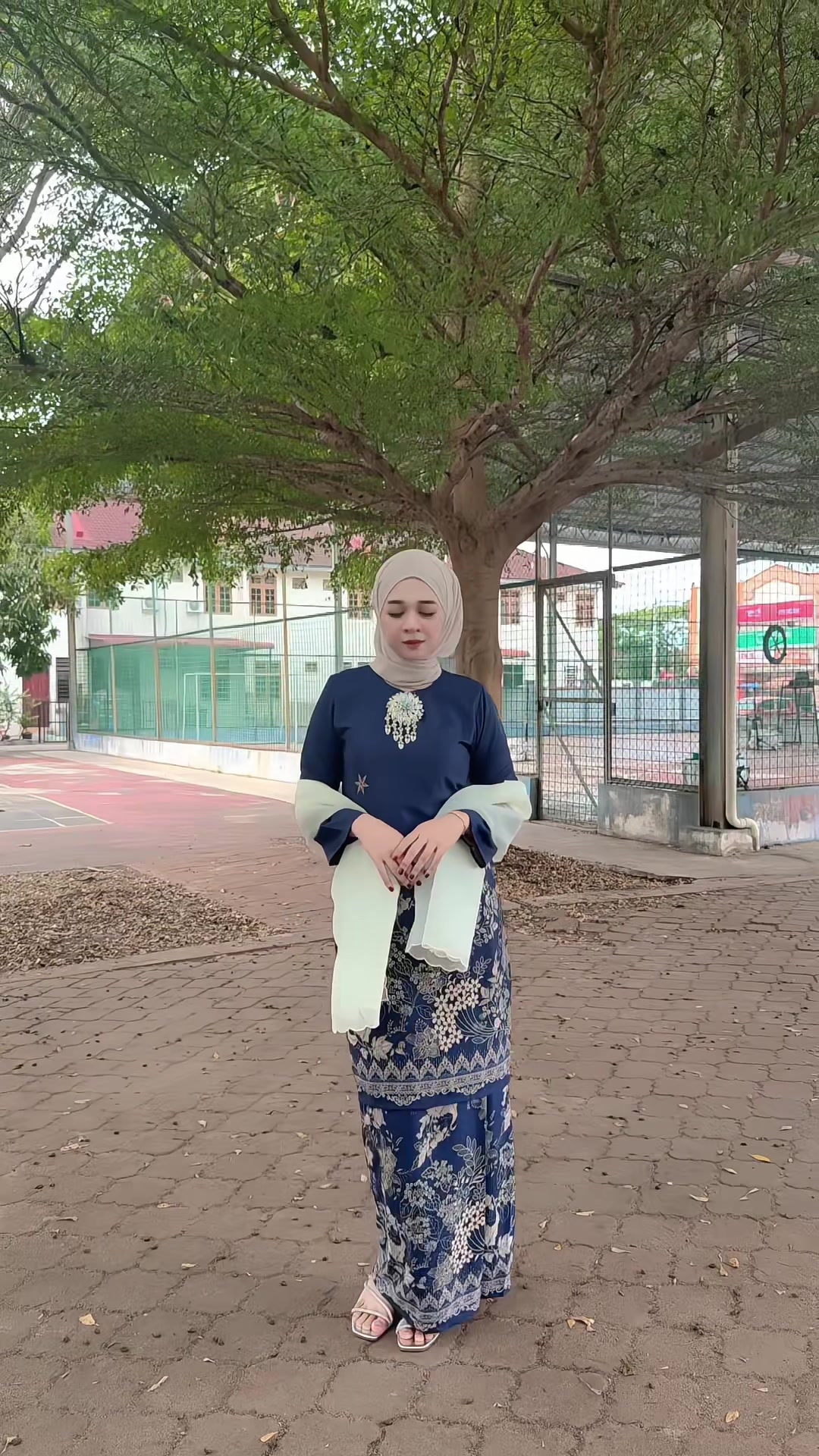 @Ayniezul D'Fashion