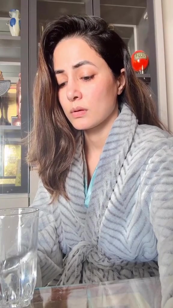 @Hina Khan 💎
