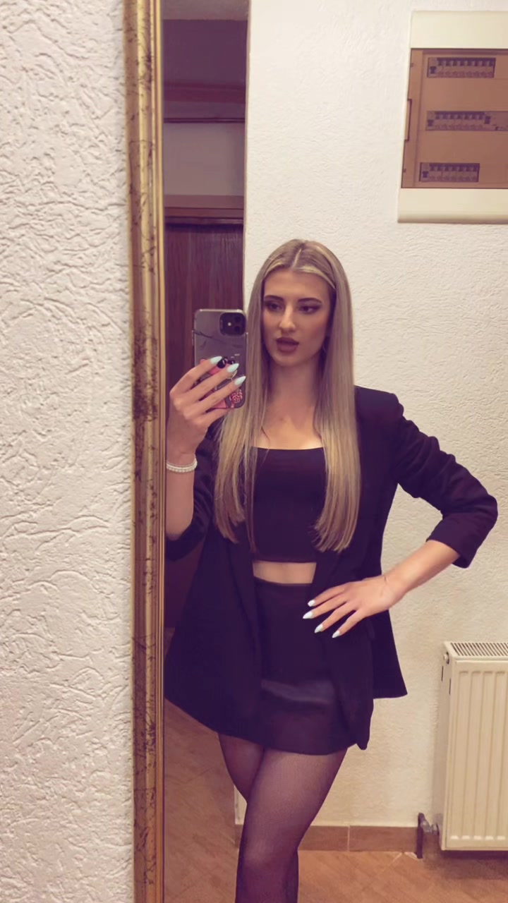 @марија