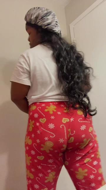 @Amiraadams98