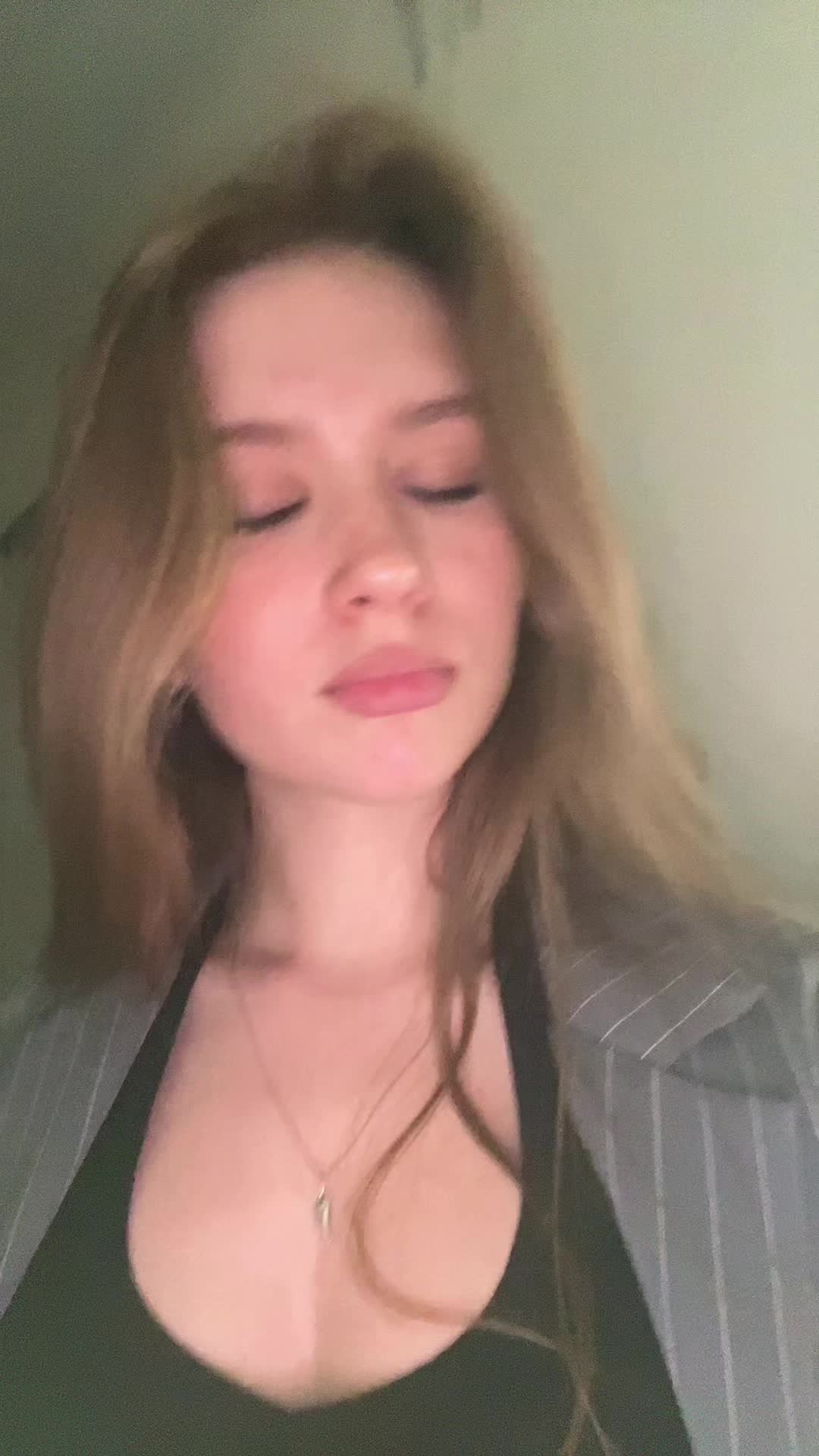 @даша