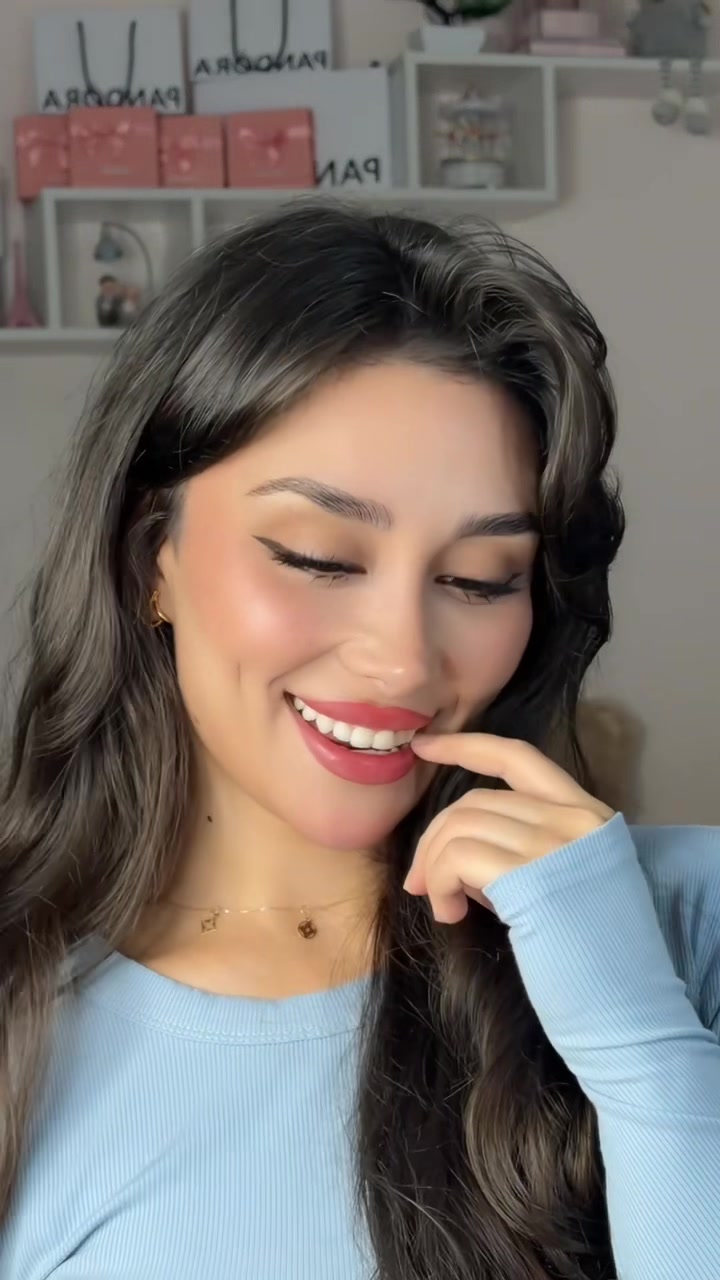 @Taya2002a