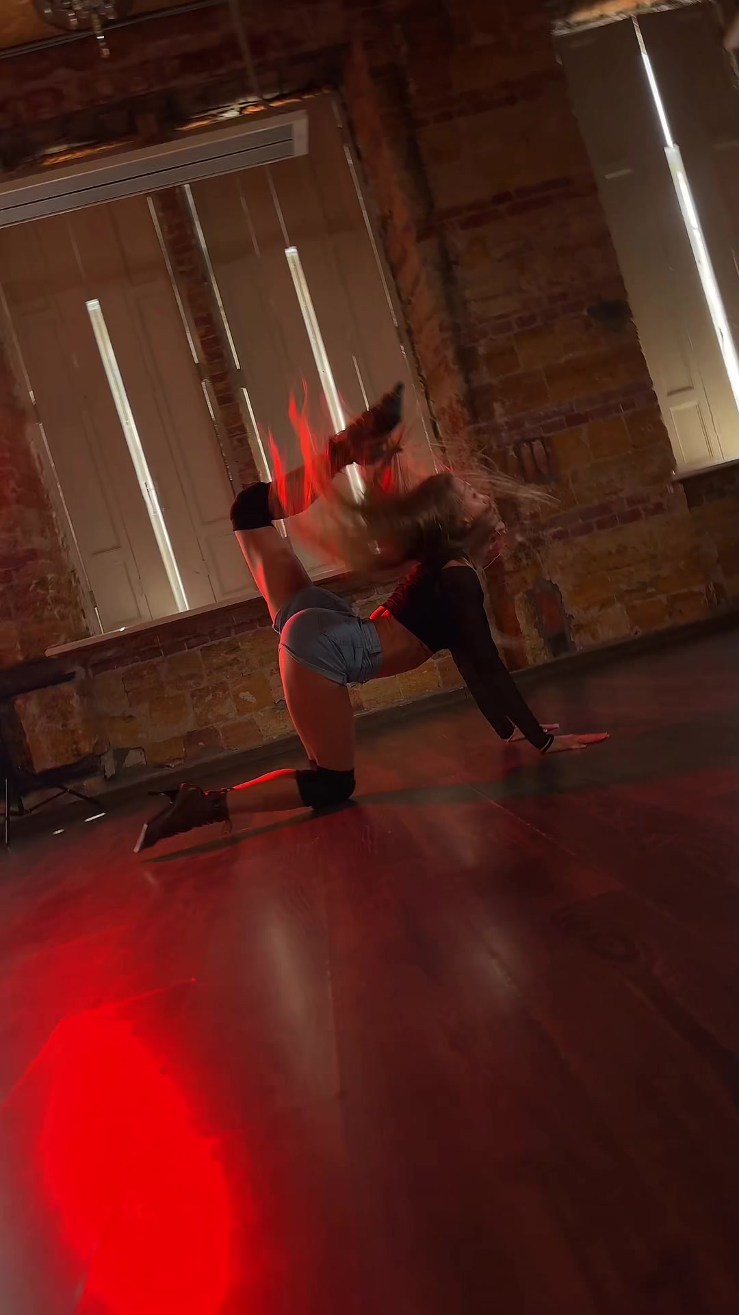 @nli.k.dance
