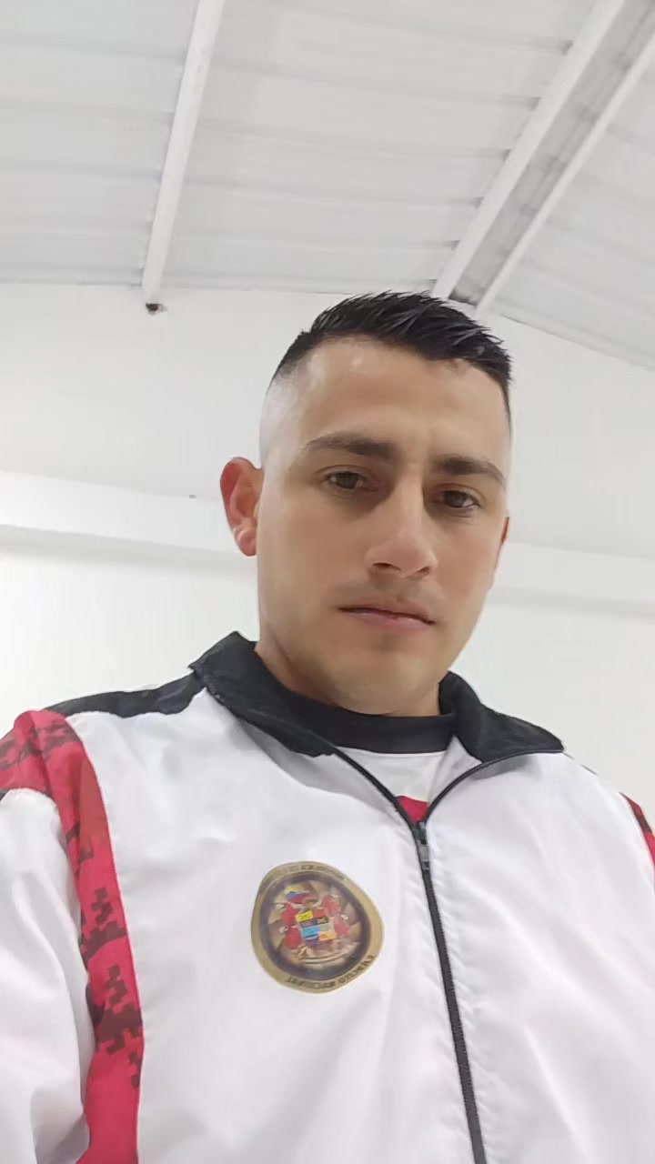 @DAVID ÁLVAREZ
