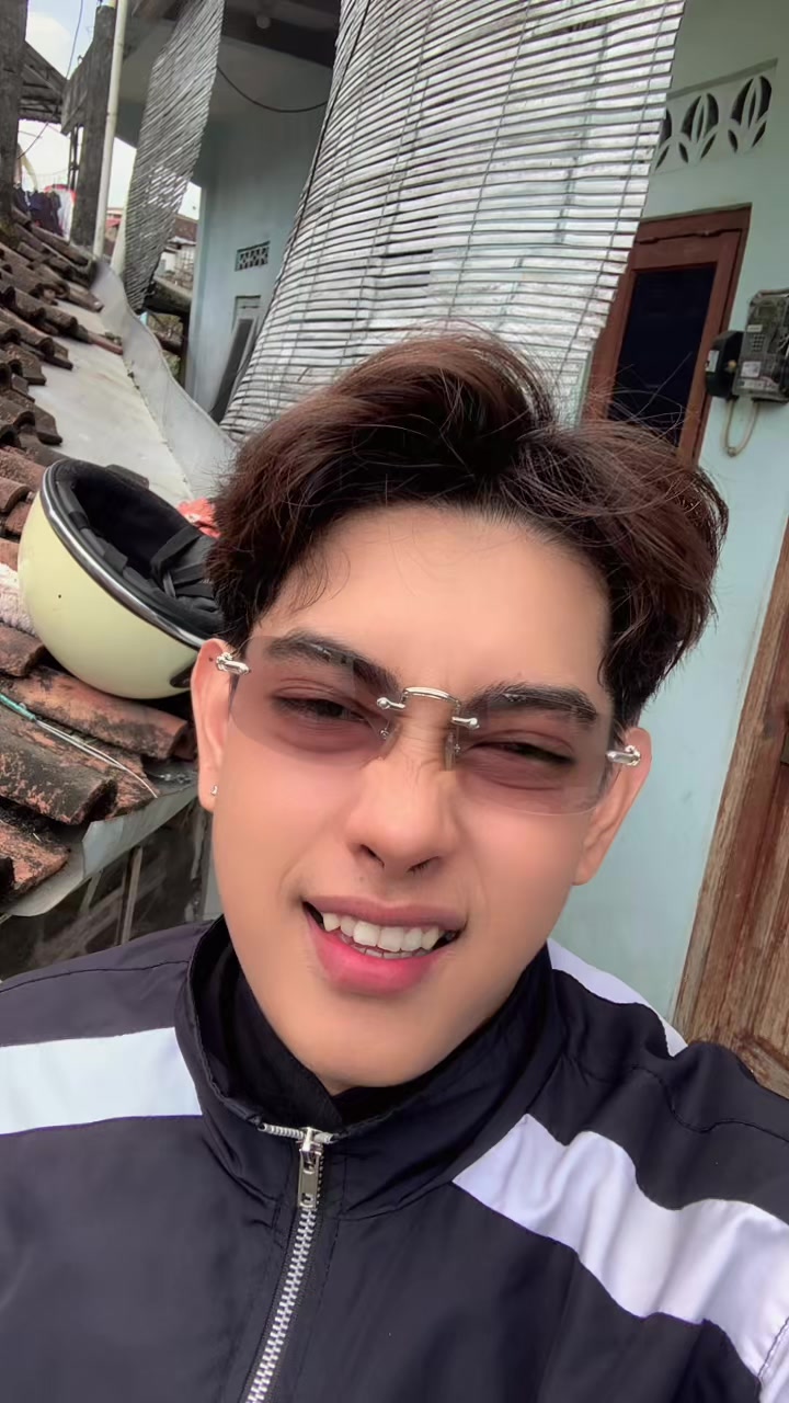 @dk*