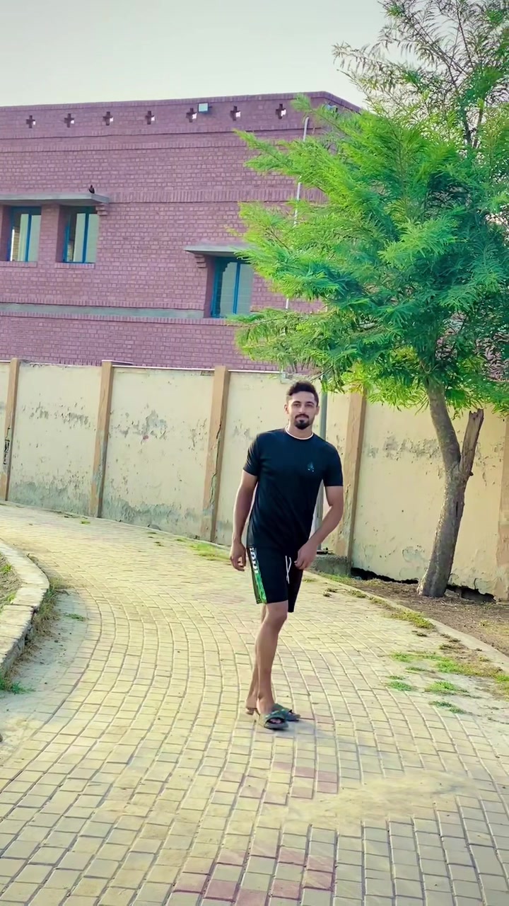 @Talha SaNdHu🥇