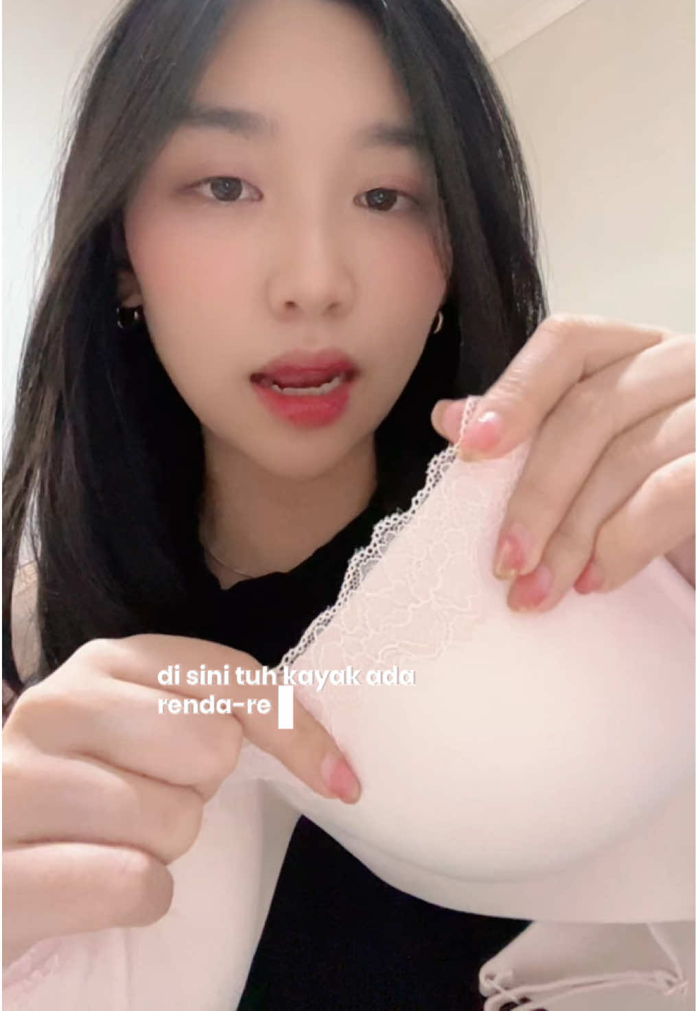 @Sonianoviolaa