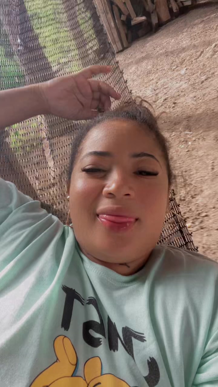 @Jenniffer Vargas🍎🍇