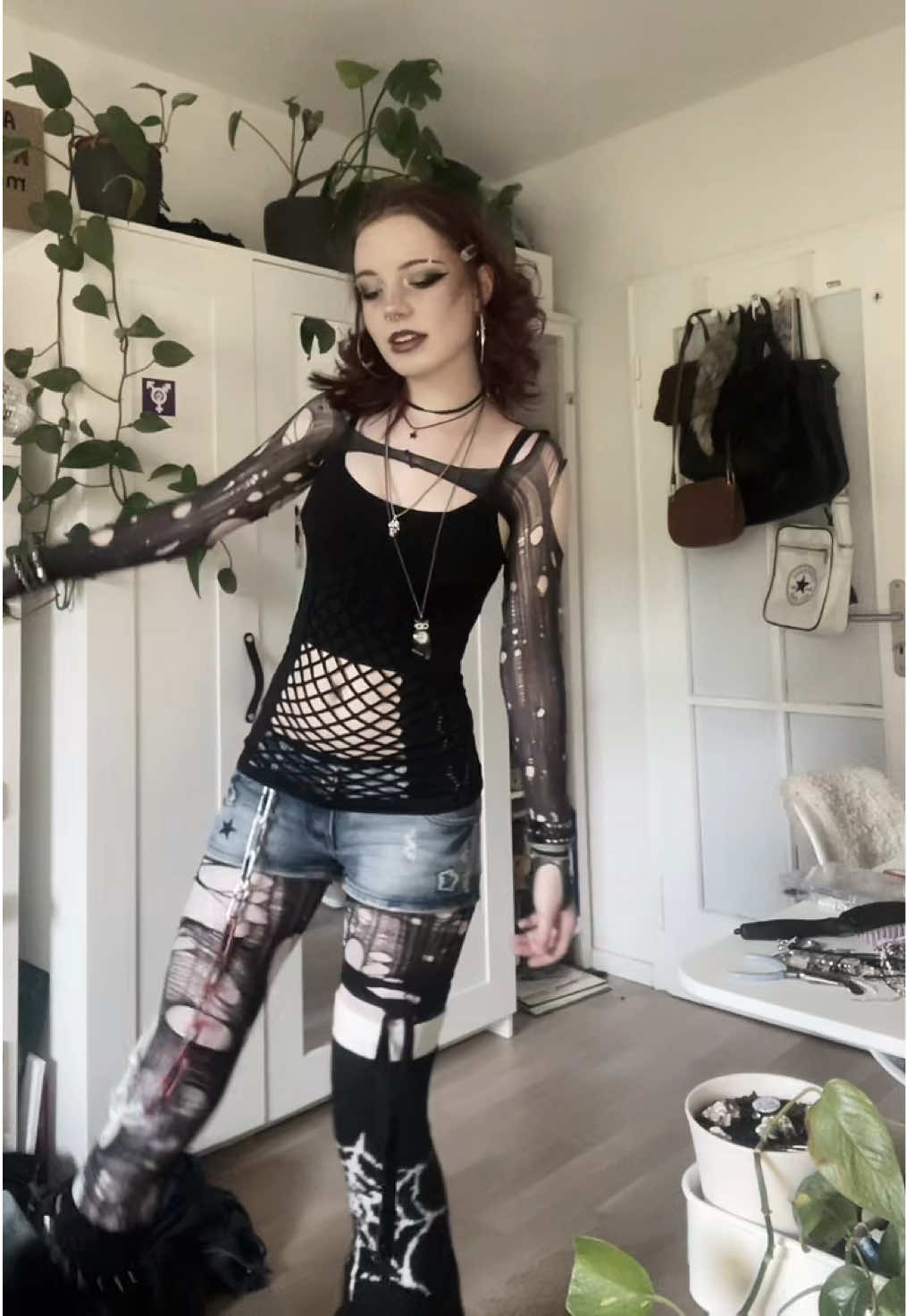 @Flo ☠︎︎