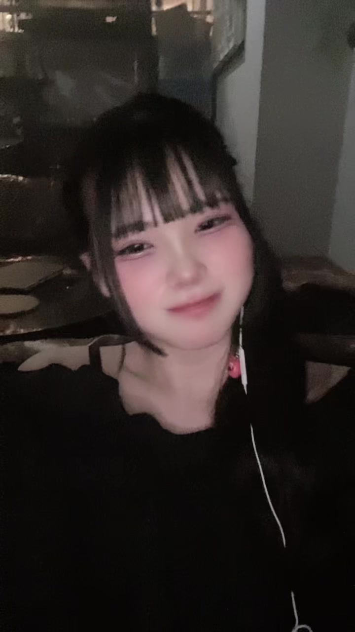 @ゐなな