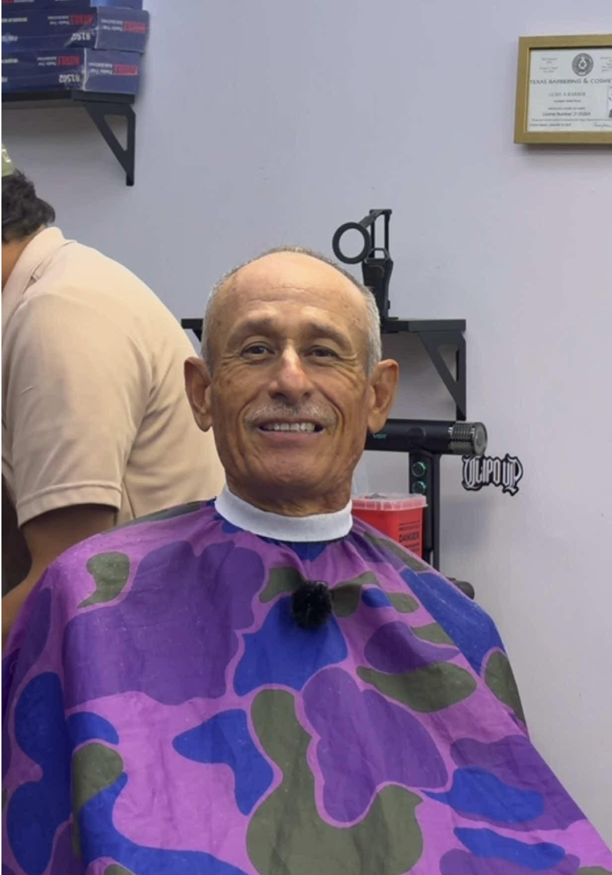 @Jisai Barber