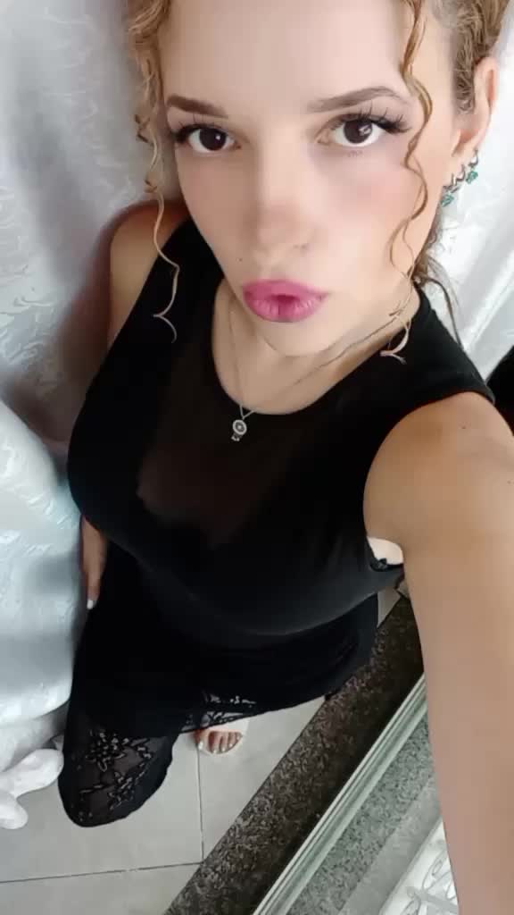 @Sofia__Lov___