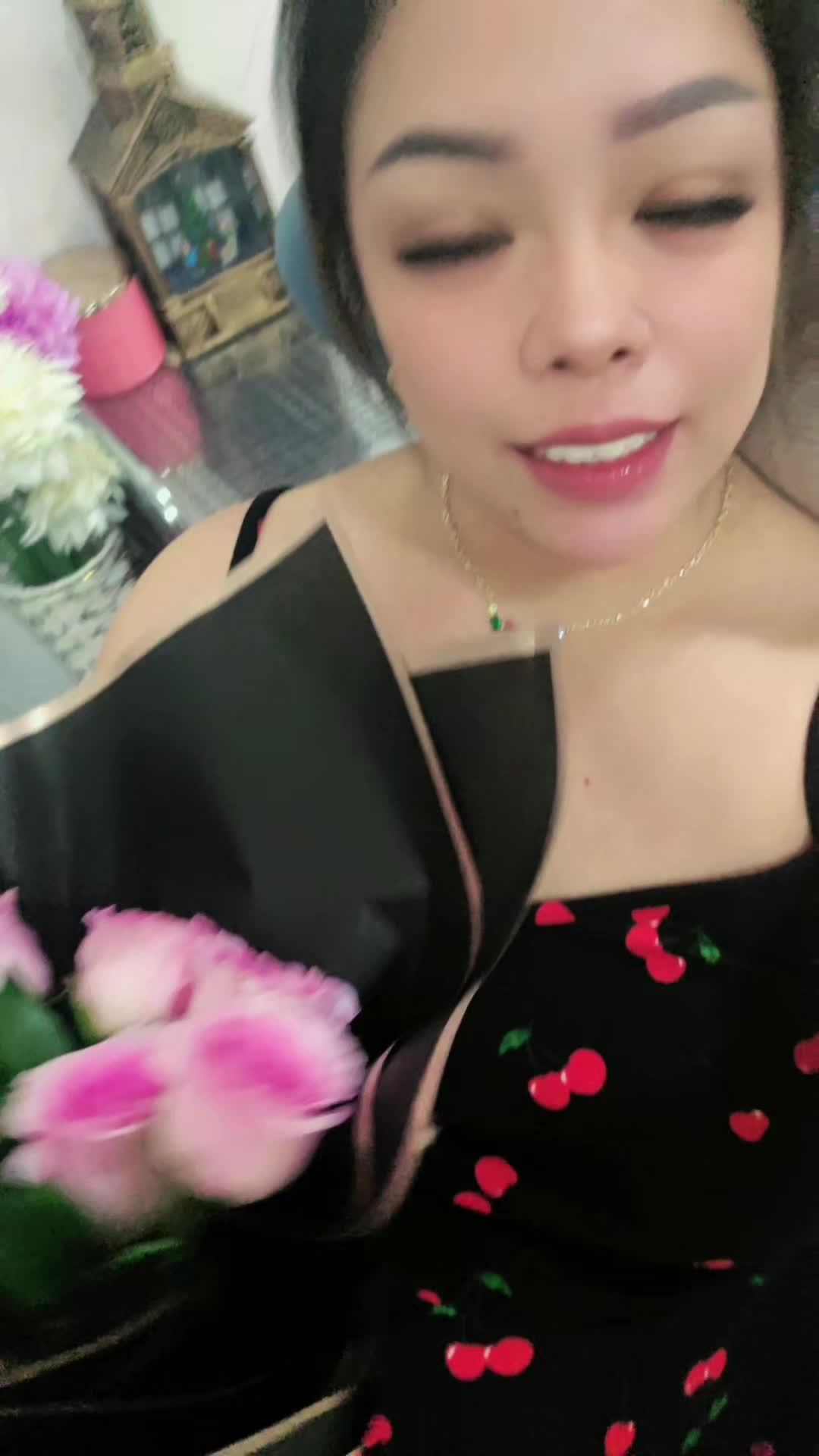 @♉Ms Jenjen🎶