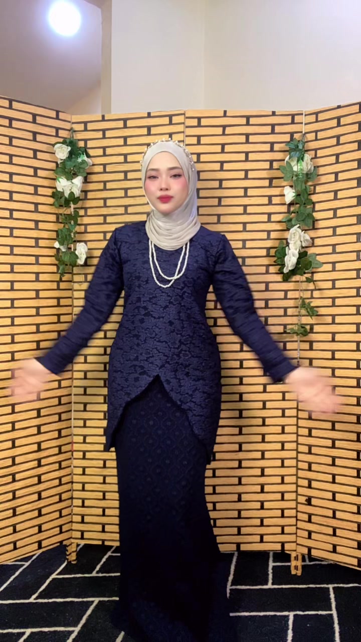 @aniscloset