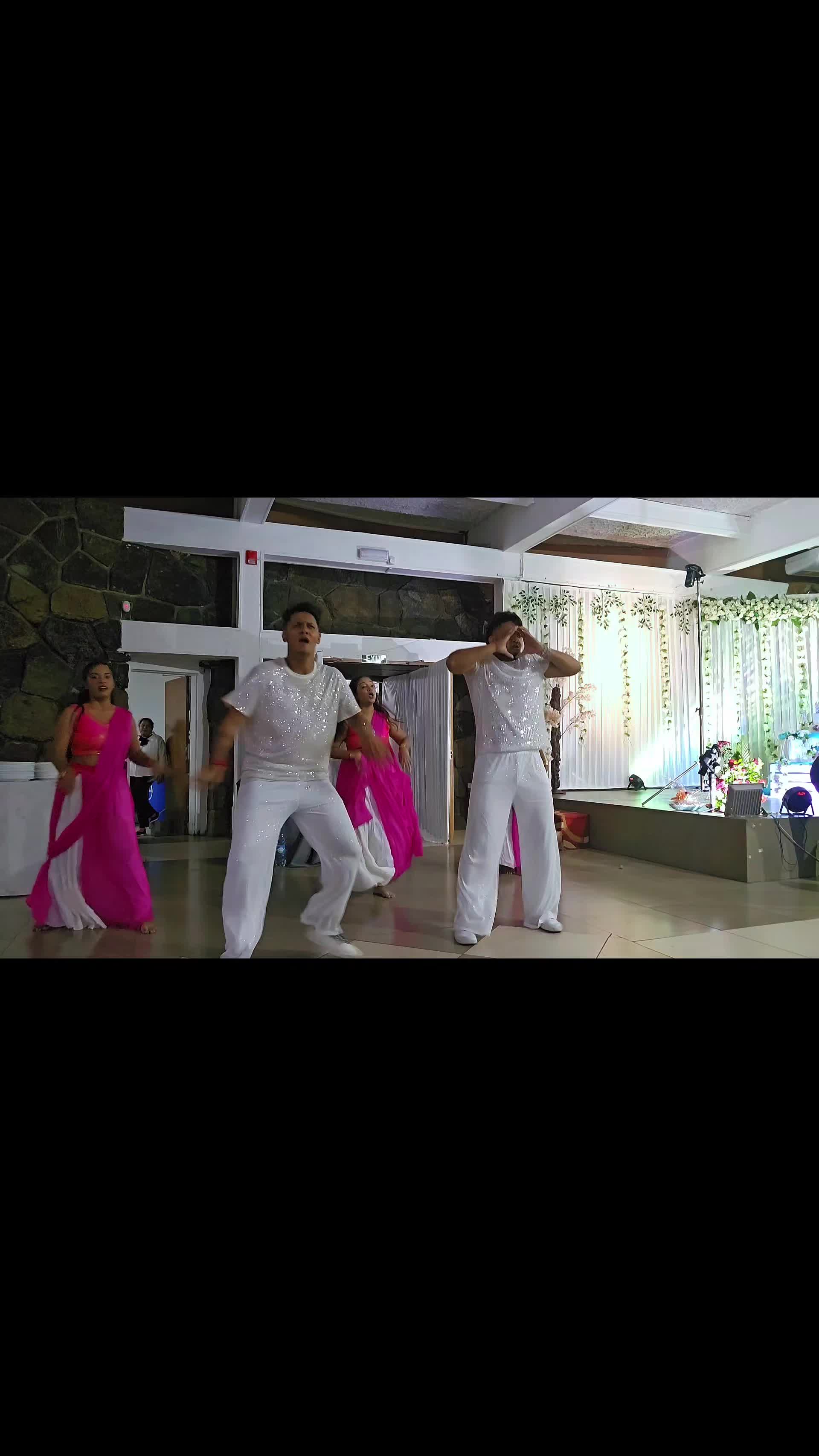 @Ruvishm_Dance_Team ♡