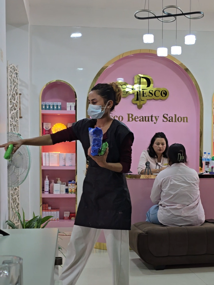 @Pesco Beauty Saloon by, Manita