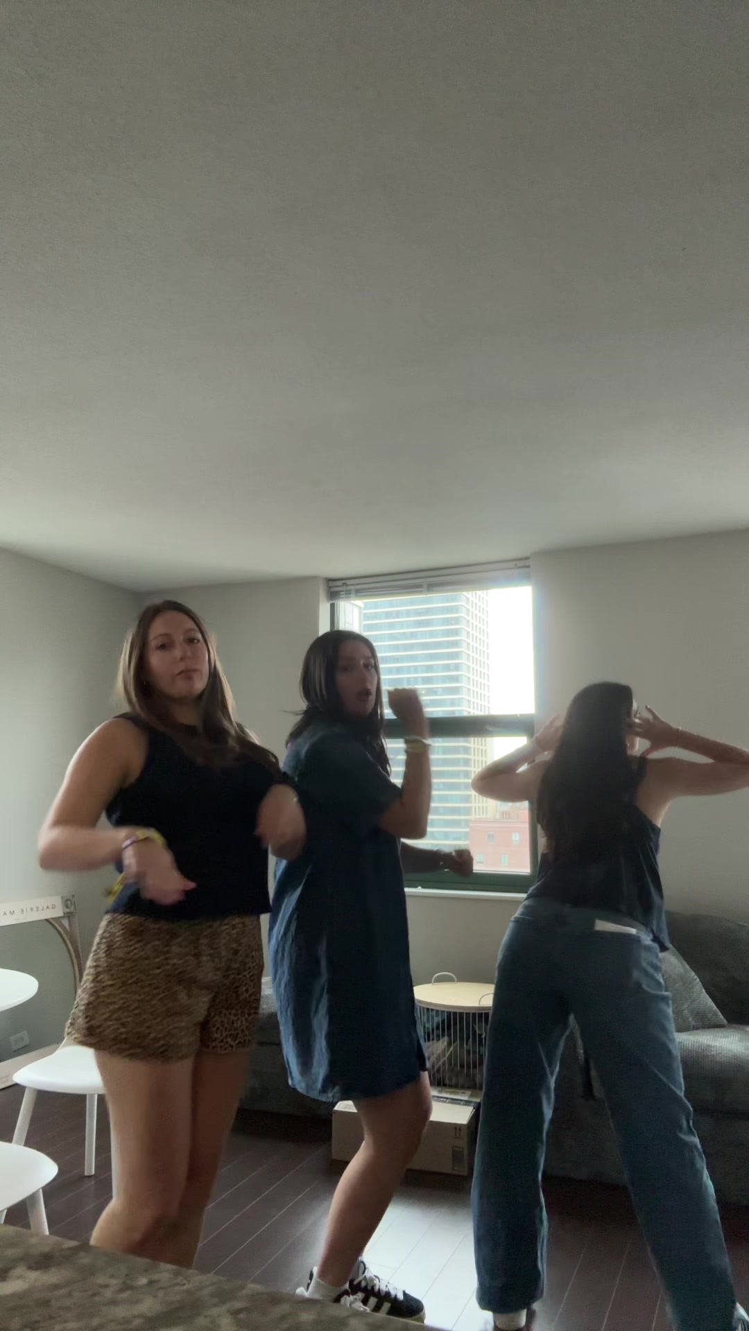 @Lilygoldman