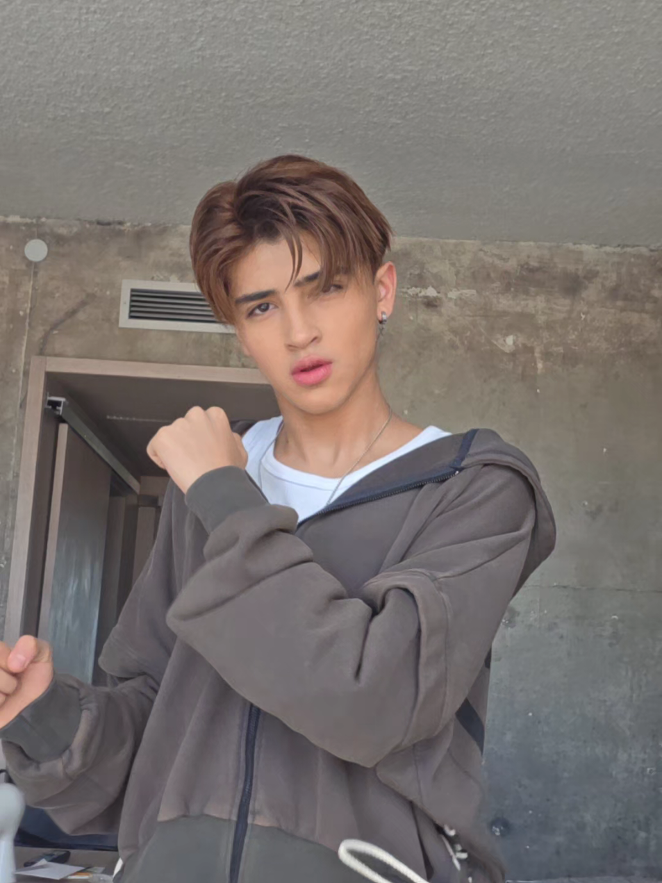 @Kenneth Lavíll
