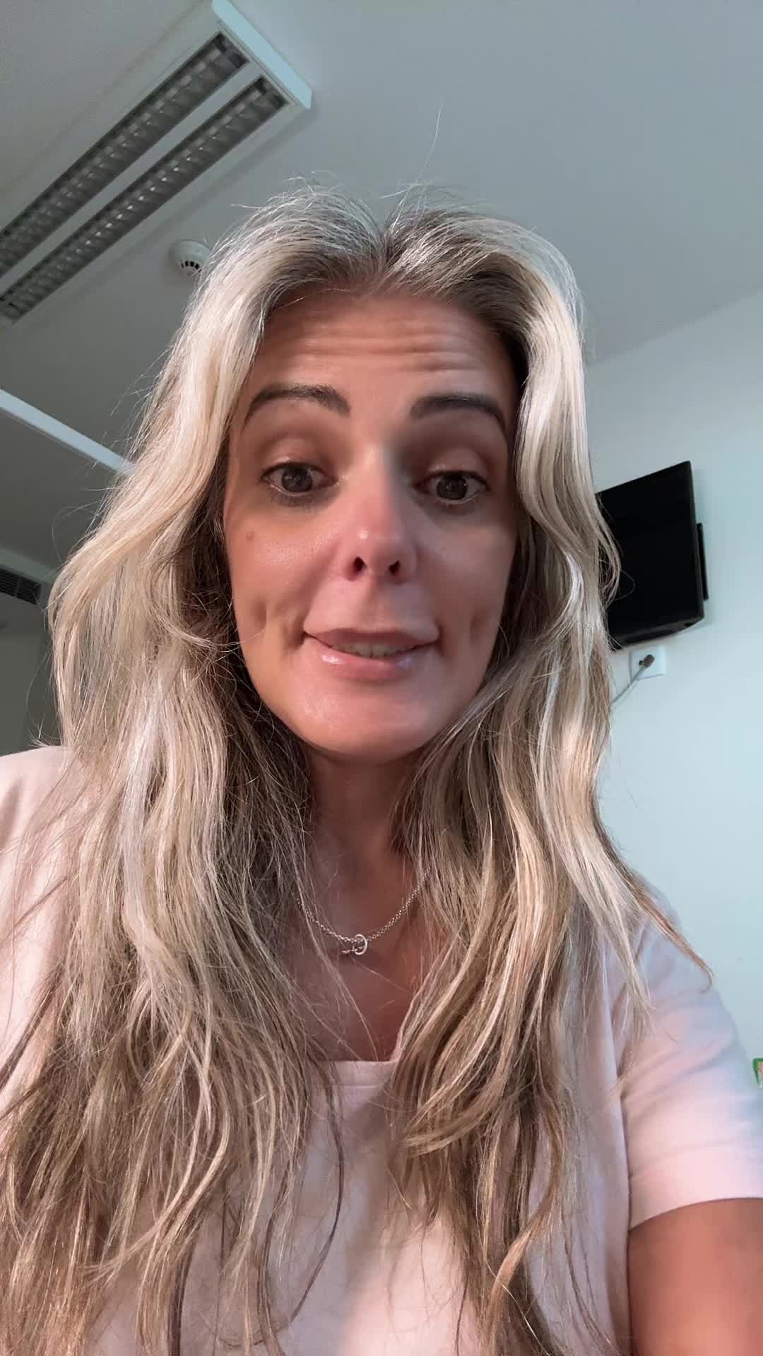 @CrisMelo