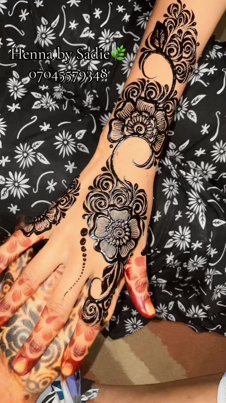 @henna_by_sadie🌿