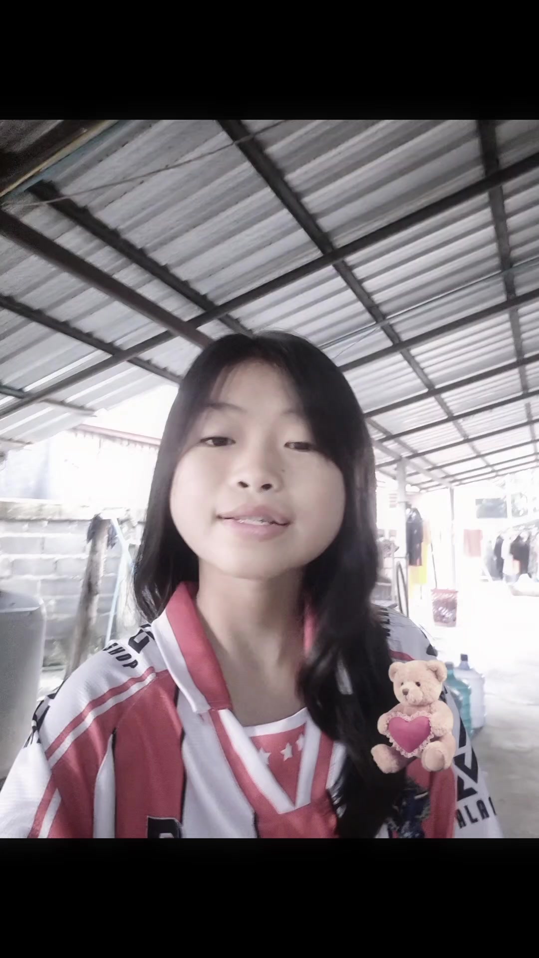 @🐼