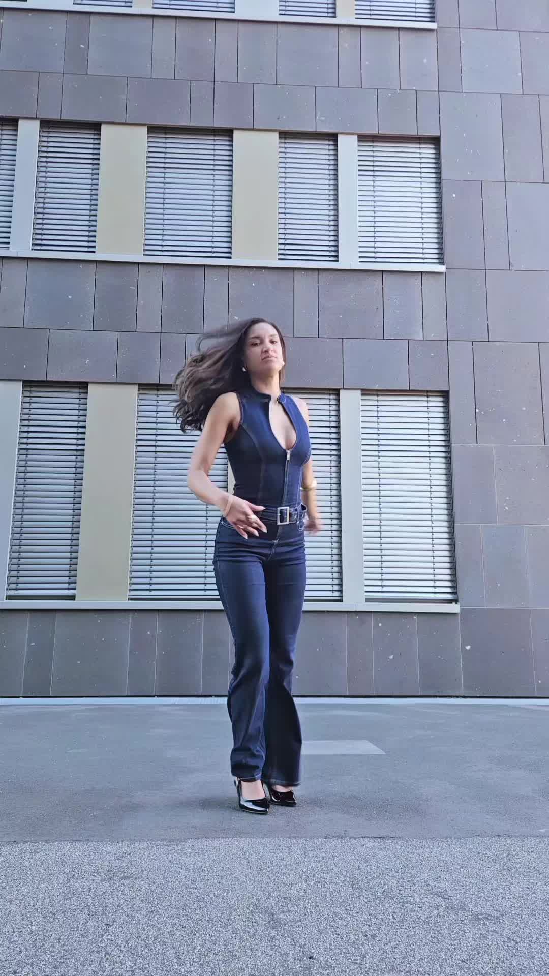 @Jasmx