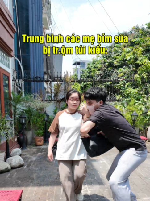 @Moony Ch&iacute;nh H&atilde;ng