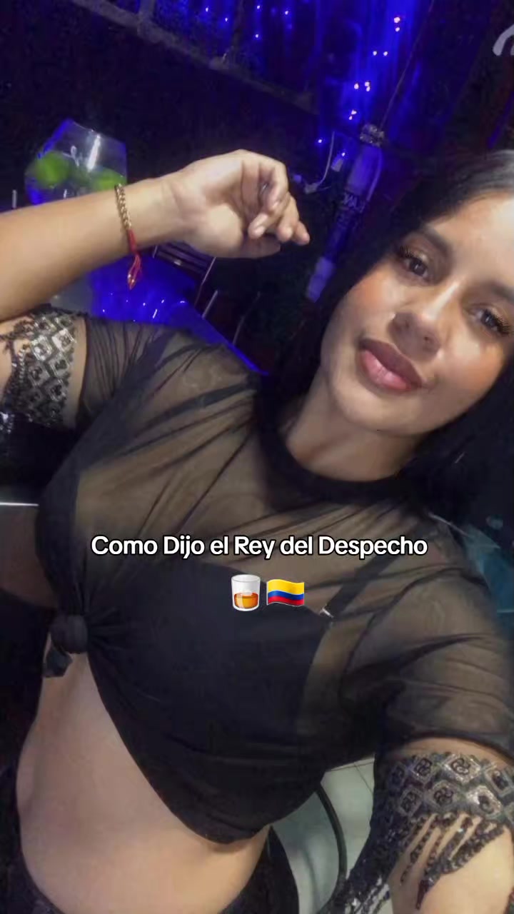 @&bull;Martina Martin&bull; te sigue