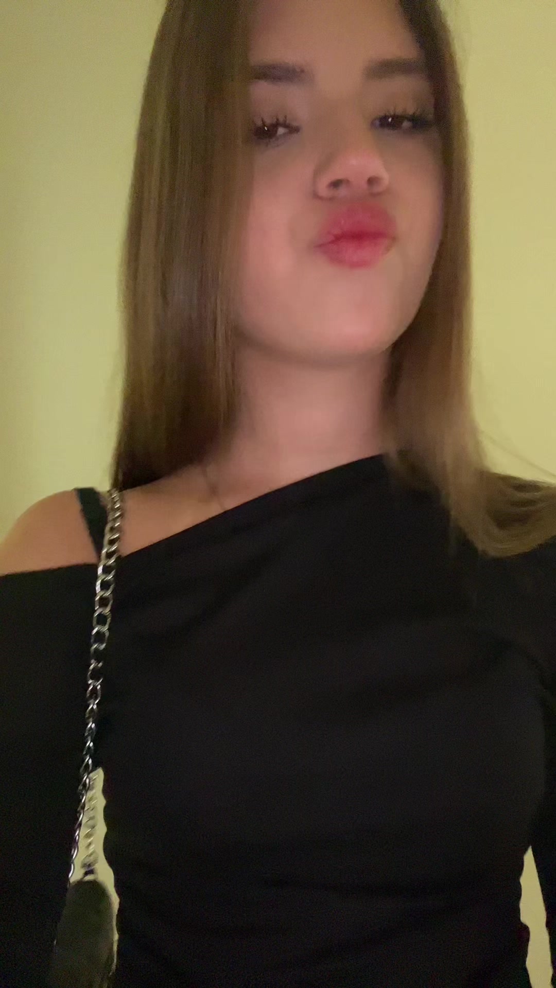 @Likin_sss•