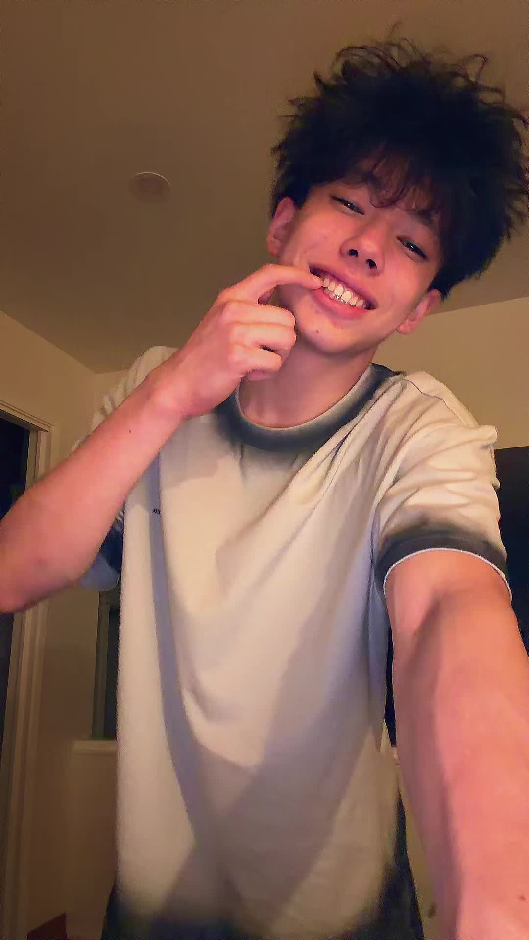 @9