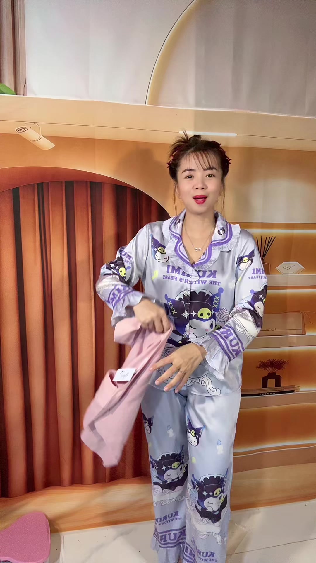 @Em Cẩm N&egrave;