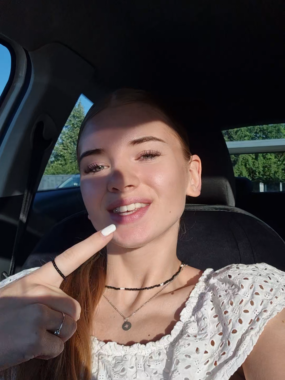 @Xenie🦋