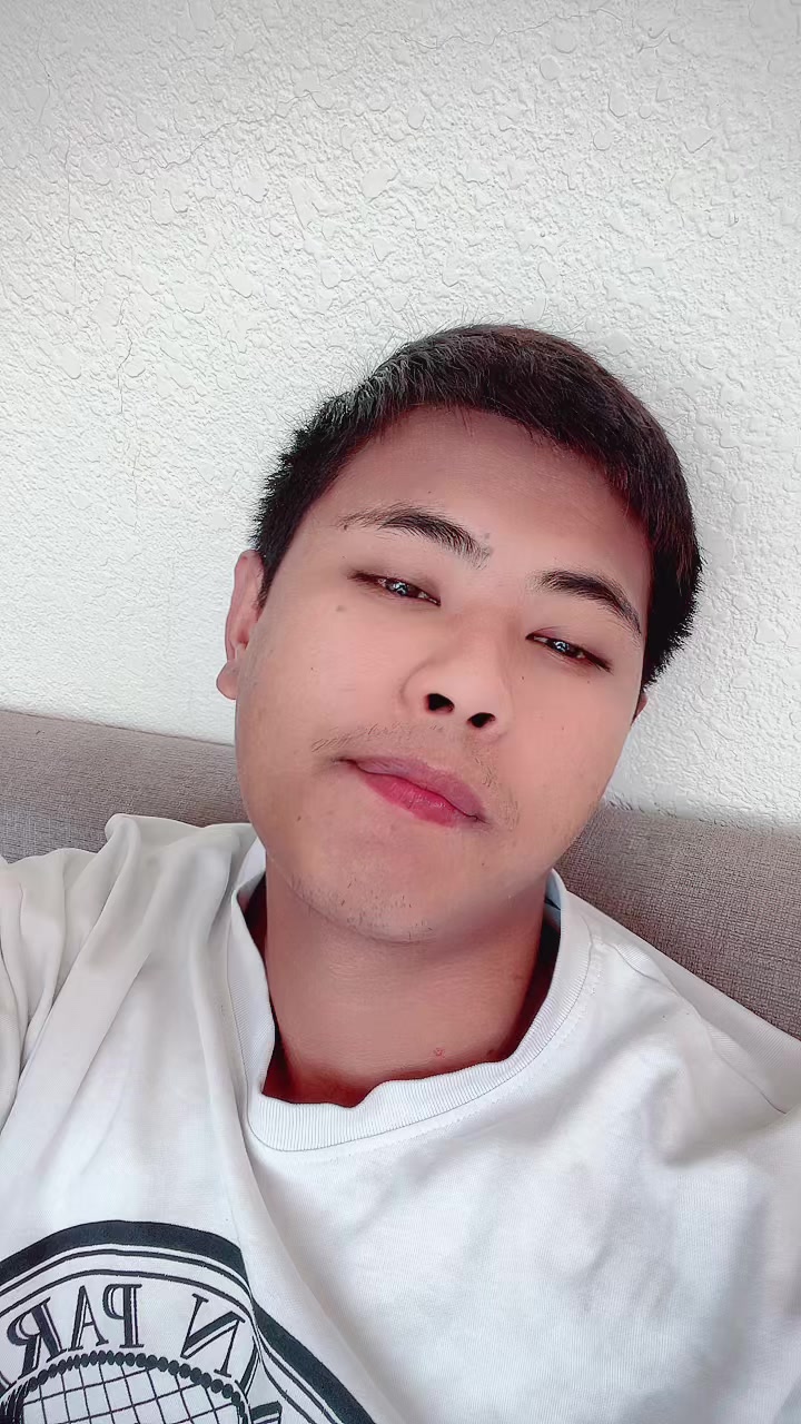 @manojmajhi🇳🇵🇦🇪🇦🇪