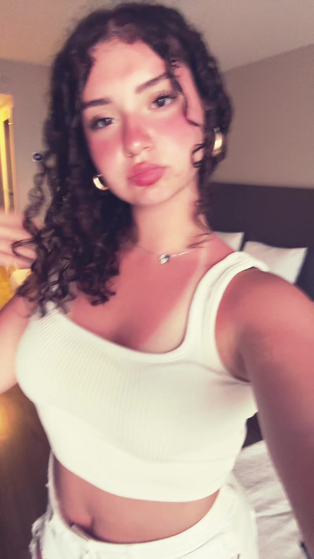 @𝐞𝐬𝐢𝐥𝐚