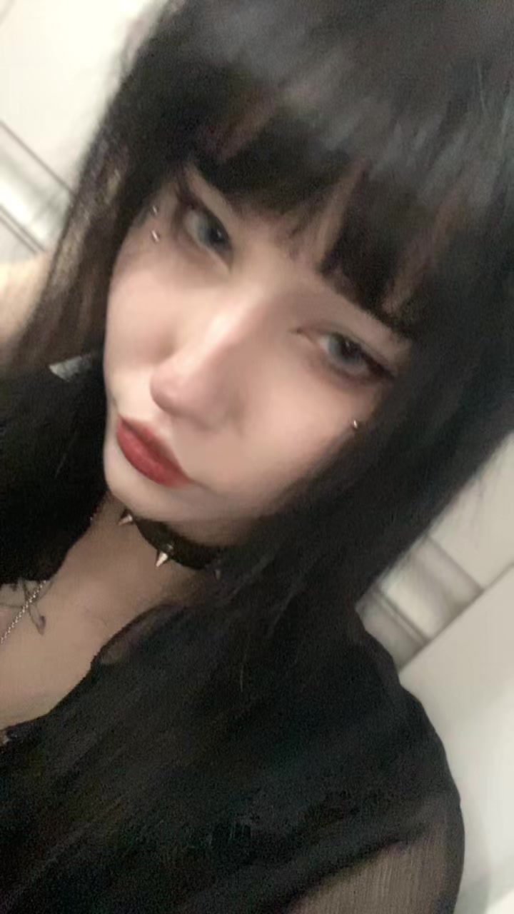 @♰