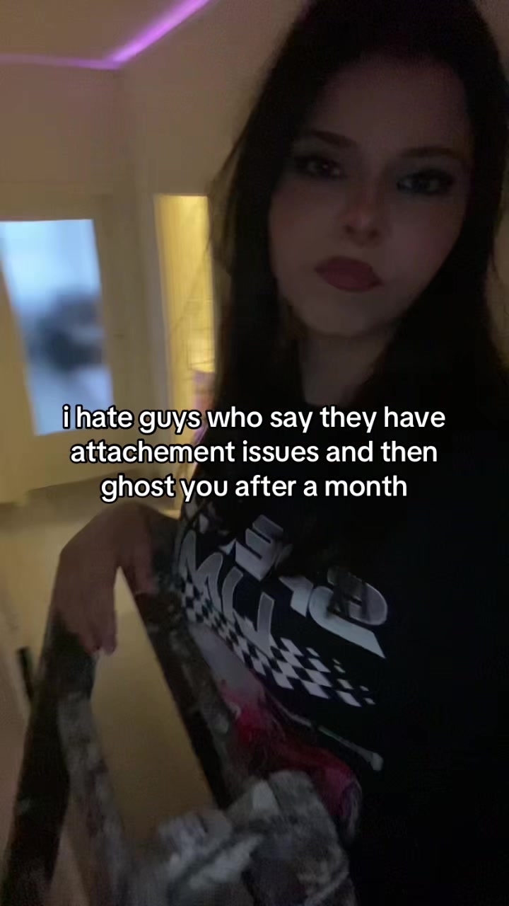 @𝓐𝓵𝓲𝓬𝓮&lsquo;♚
