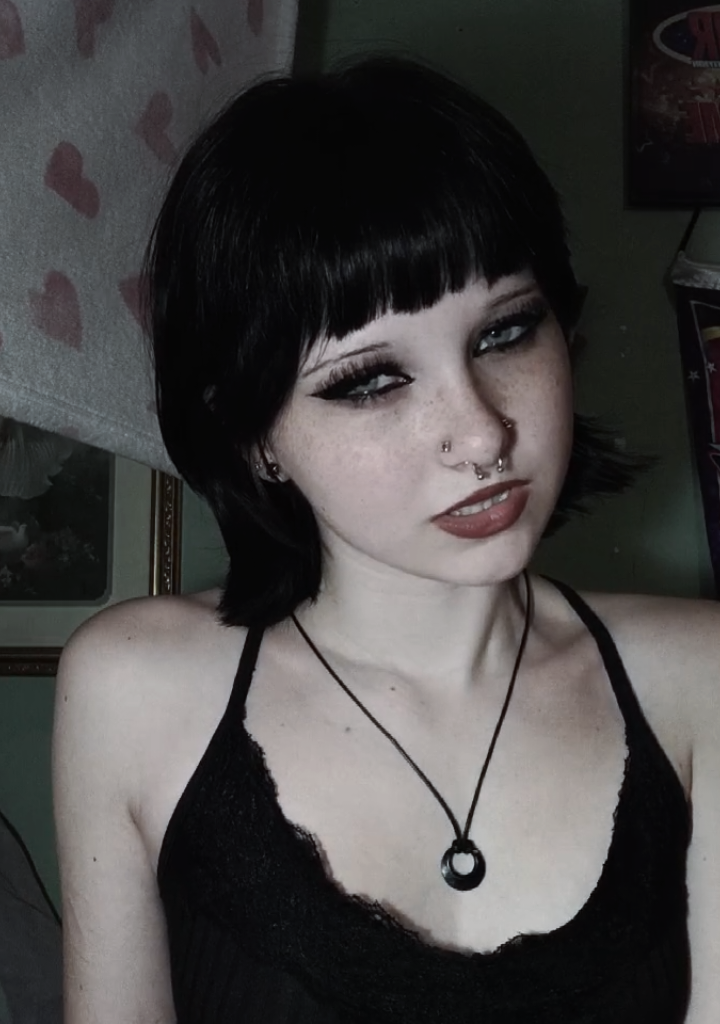 @🩶&bull; 𝓹𝓪𝓲𝓰𝓮𝔂𝔂 &bull;🪽