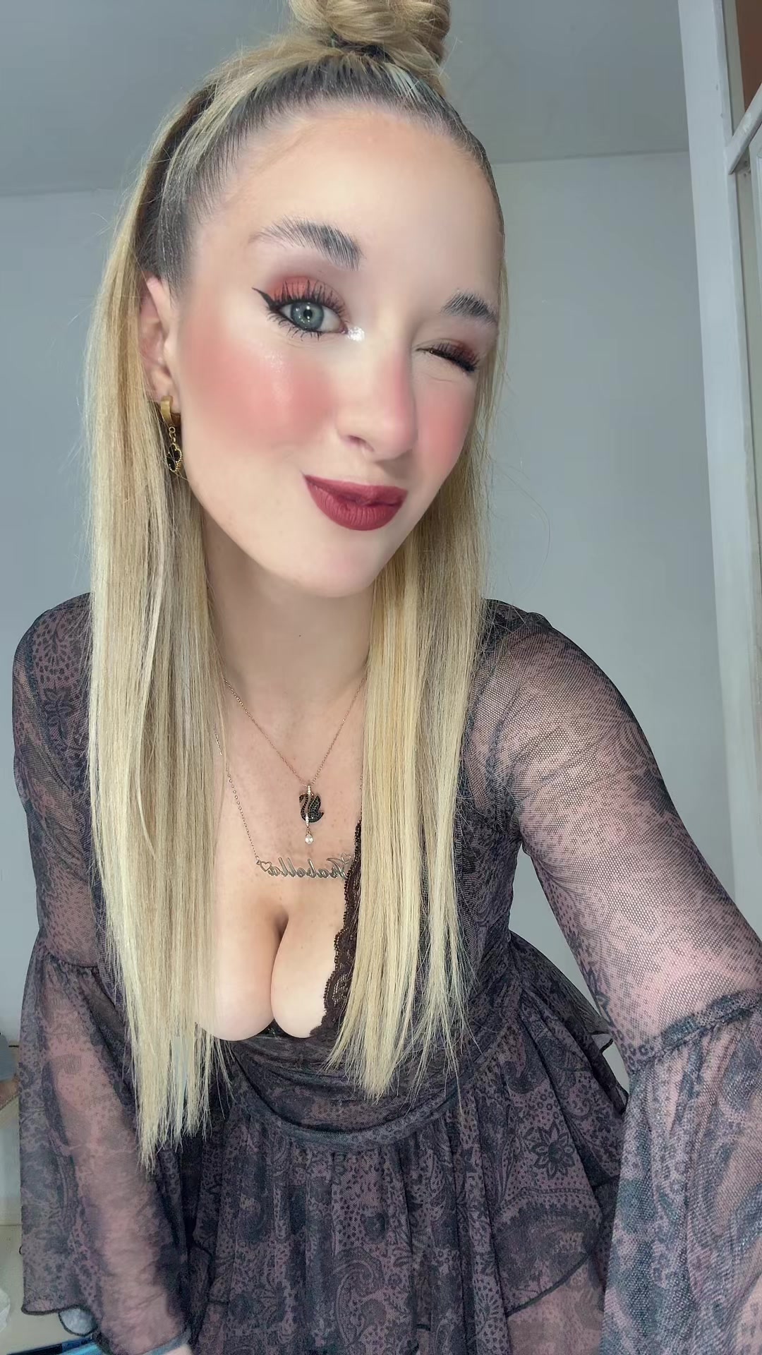 @Isa
