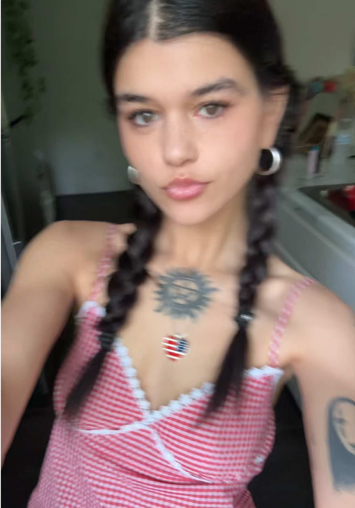 @𝓇ℯ𝒷ℯ𝒸𝒸𝒶
