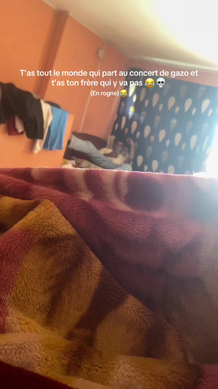 @Mon&agrave;aaaa