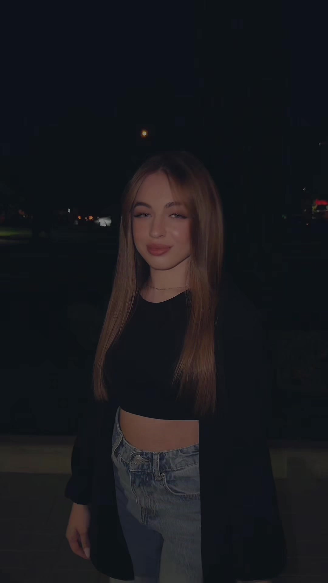 @🖤