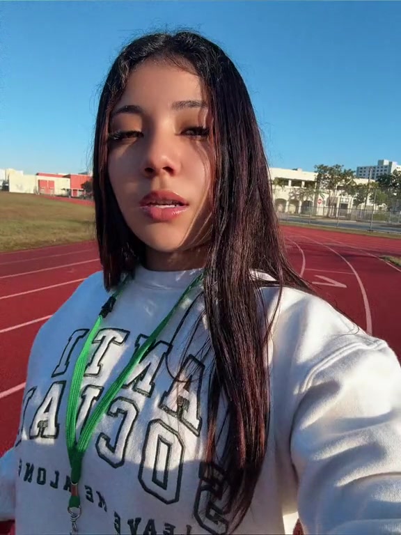 @𝐬𝐡𝐨𝐫𝐭𝐲𝐲𝟐🌚