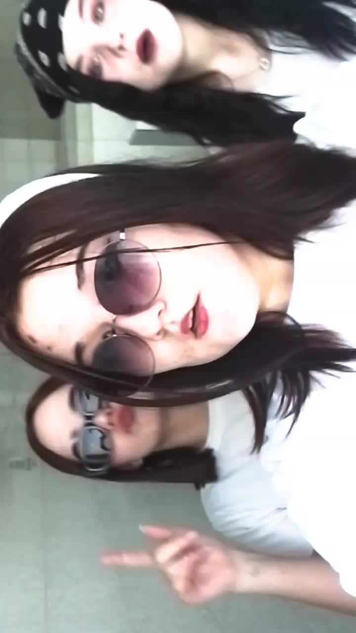 @~๐ฏ๐๐๐ ๐ฌ๐๐๐๐~