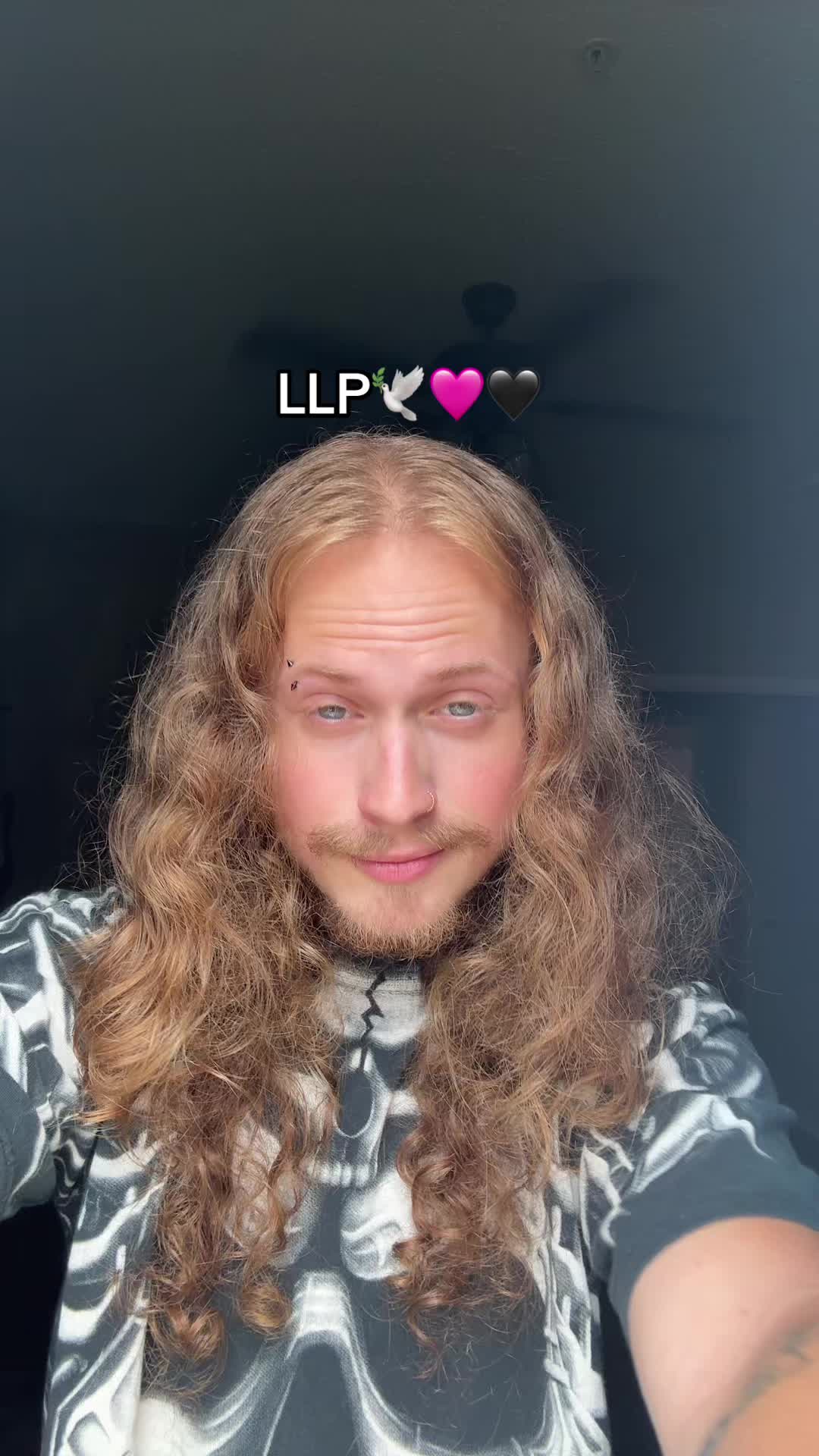 @️