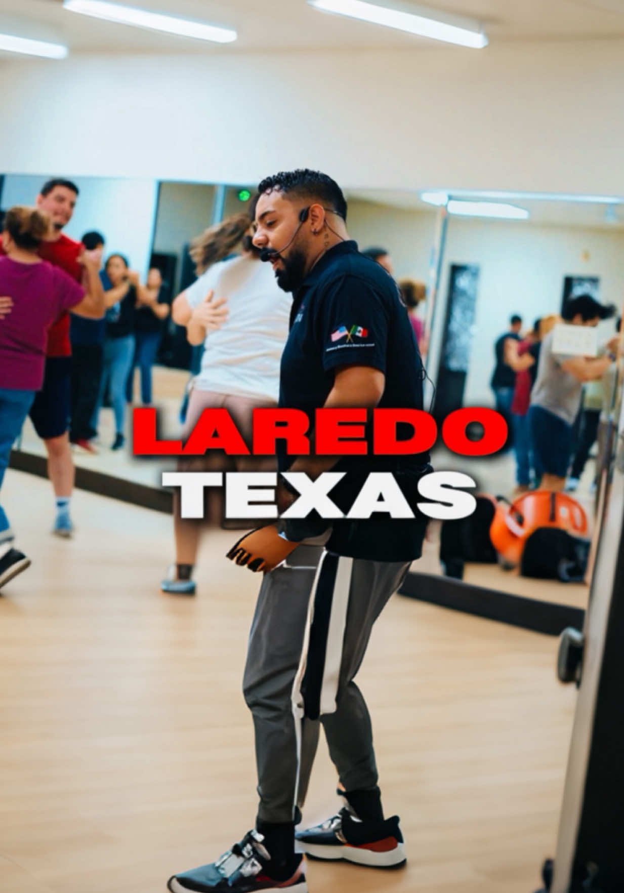 @Latinos Academia de Baile