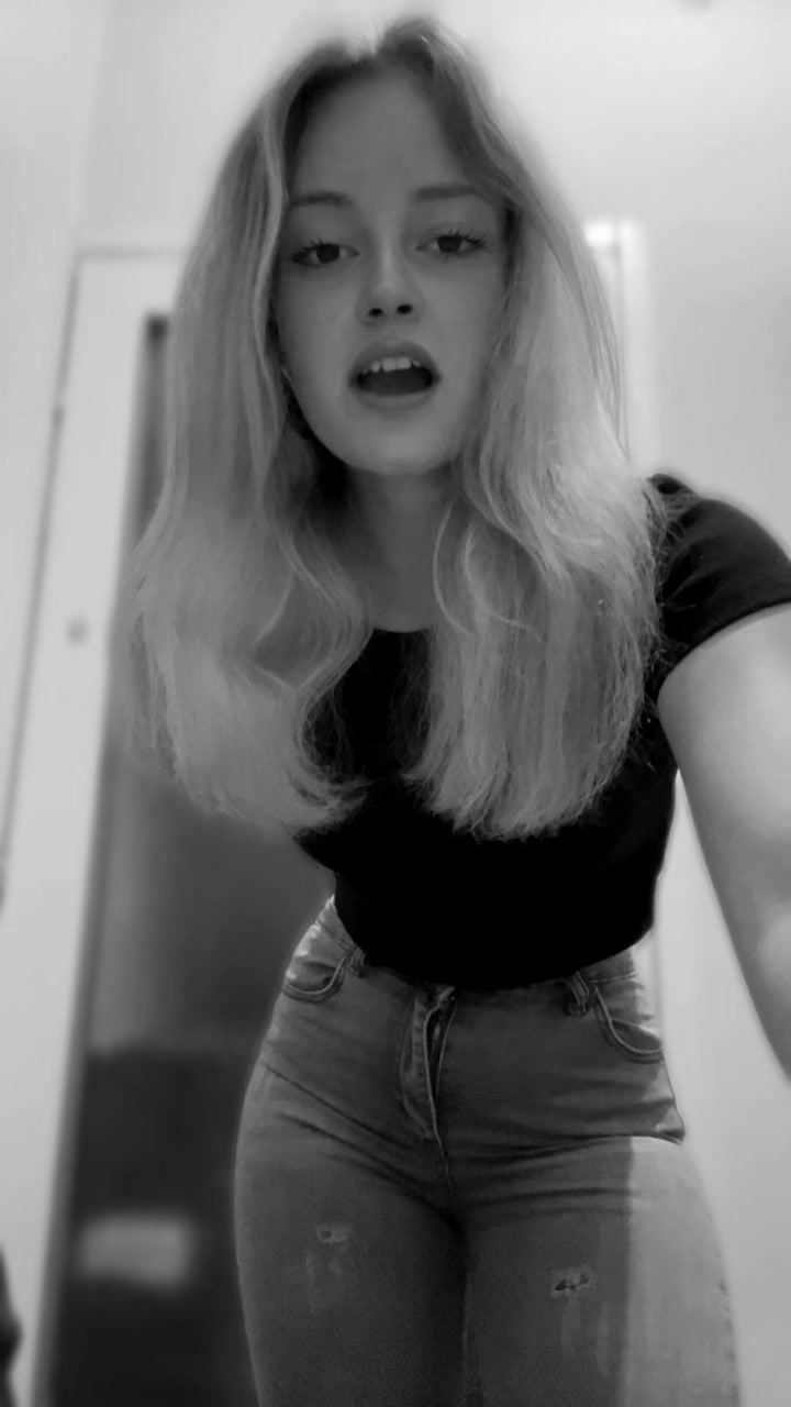 @Tinaa