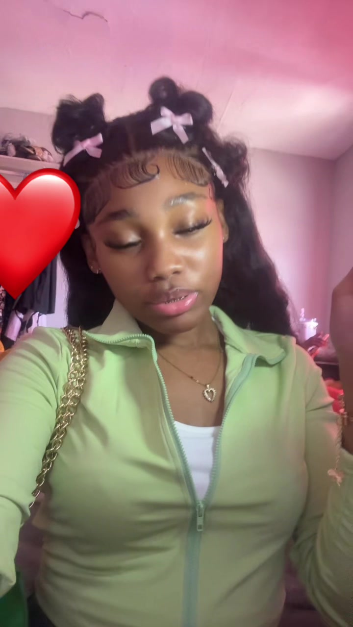 @PrettiestVic 🎀