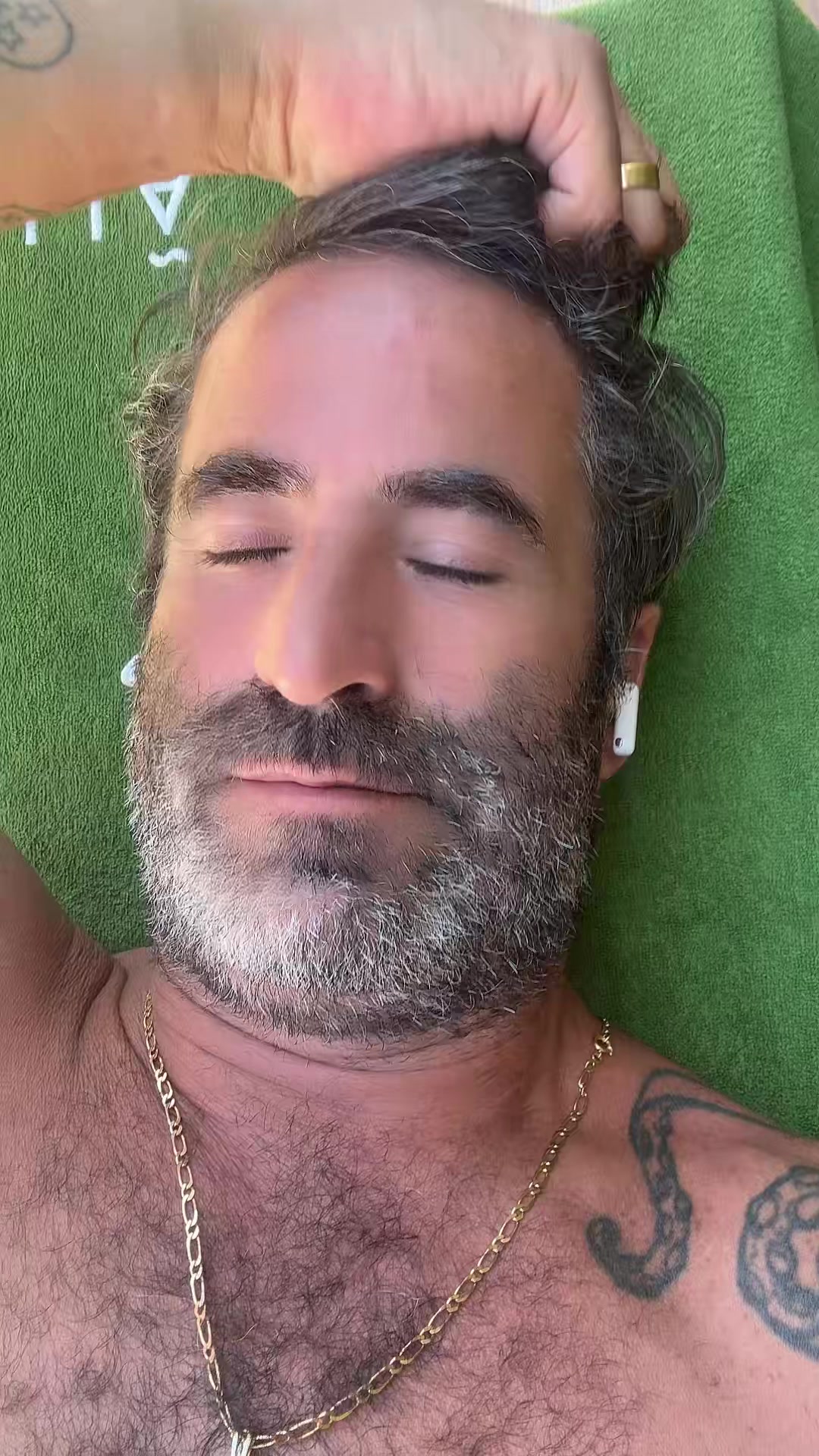 @Pedro Latuffa
